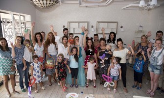 Workshop de parenting și nutriție cu Ela Crăciun Workshop de parenting și nutriție cu Ela Crăciun