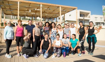 Sport în aer liber, la Ponton, cu Cori Gramescu Sport în aer liber, la Ponton, cu Cori Gramescu